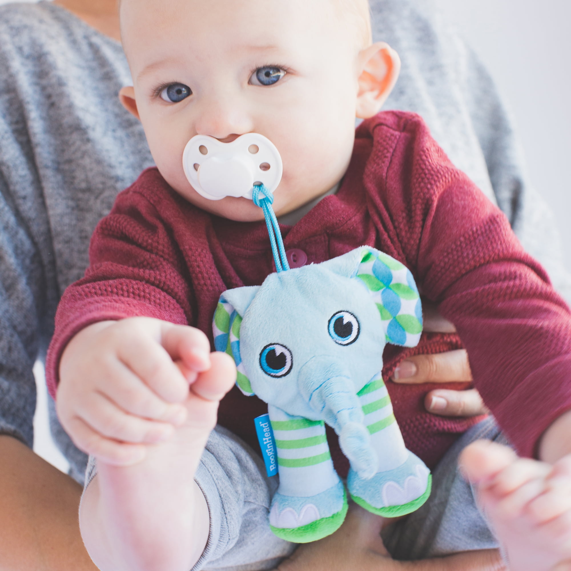 BooginHead Plush Pacifier Holders Infant Toddler Boys and Girls