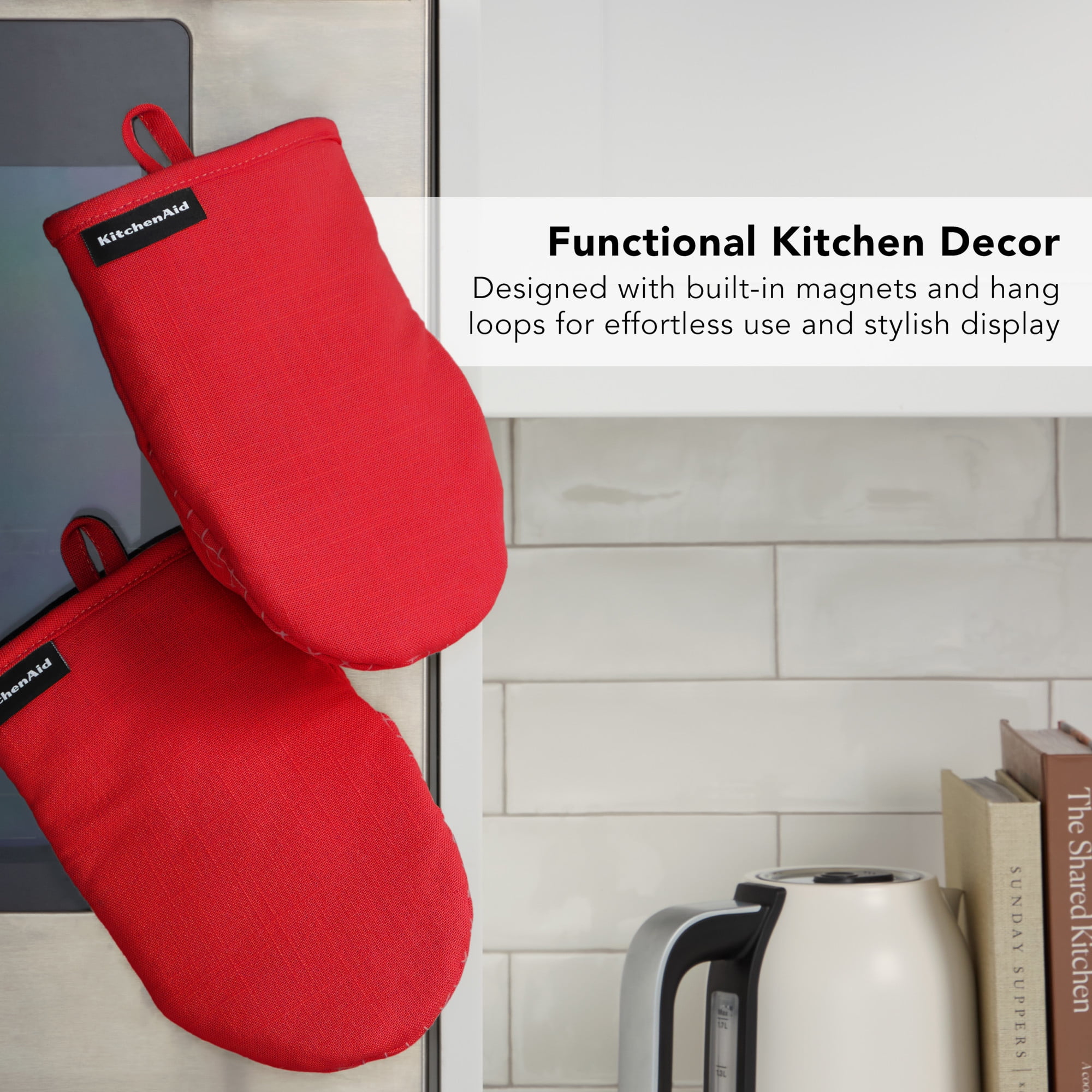 KITCHENAID Gourmet Series Gridlines Mini Oven Mitts 2-Pack Set, Heat Resistant up to 600°F, Soft Silicone Grip, Magnetic Cuff, Passion Red, 5.5"x9"