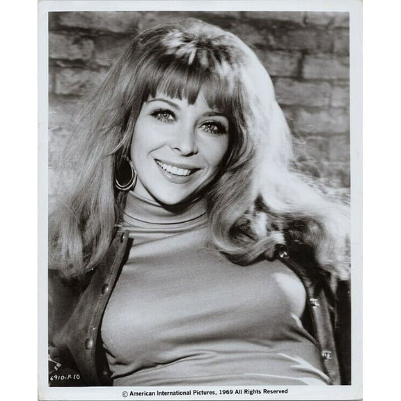 Angelique Pettyjohn smiling portrait with huge cleavage Hell's Belles 8x10 photo