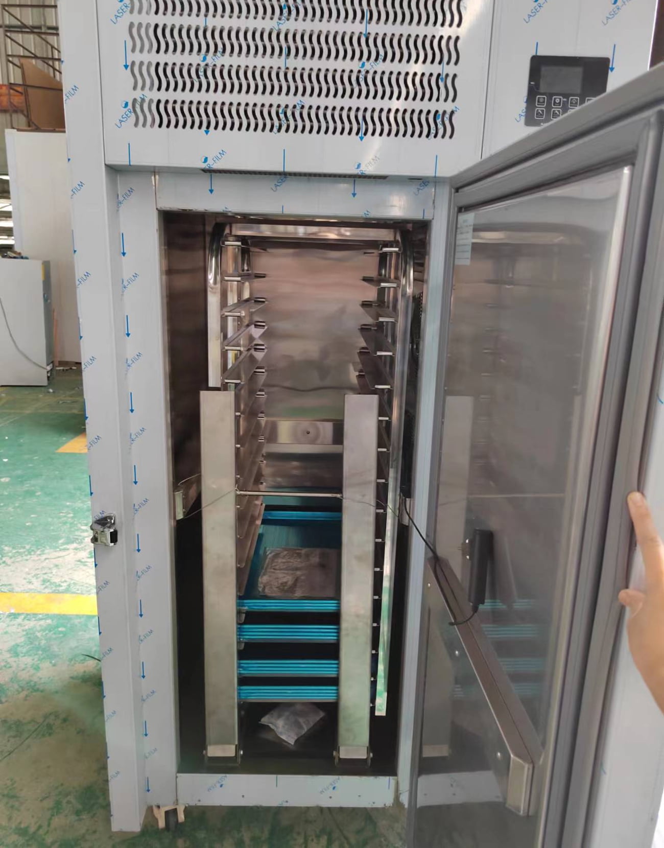 Kolice Commercial Heavy Duty 15 Trays Blast Chiller with Trolley Cart, Chest Freezer, Restaurant Freezer Cabinets, Shock Freezing Blast Freezer-Lowest temperature -40°F(-40°C)