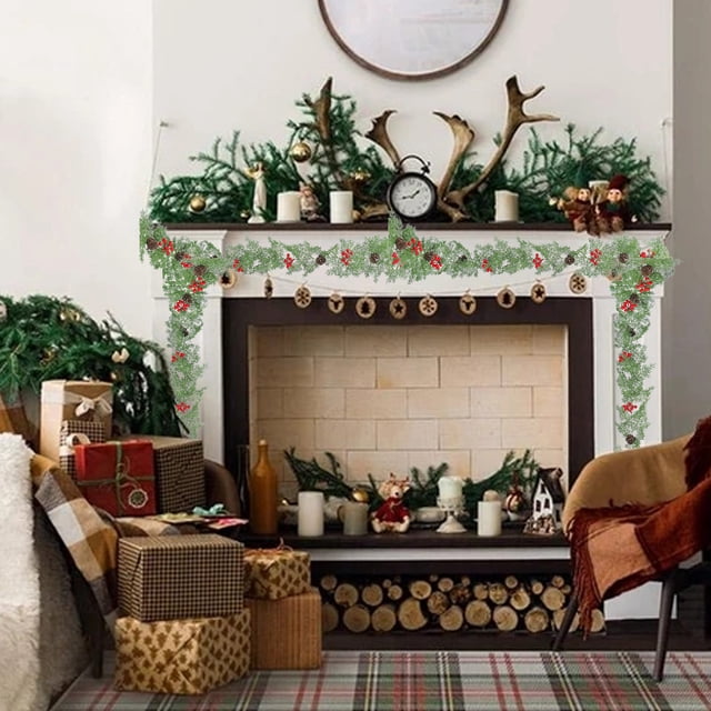 Fiudx Corona Navideña de Agujas de Pino, Diseño Realista de Piñas y Bayas, de Pvc, Elegante Decoración Invernal, Ideal para La Repisa de La Chimenea y El Porche, Ideal para Casa de Vacaciones, Tamaño