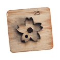 thumbnail image 2 of Matrice de Découpe en Cuir Forme de Fleur Artisanat Arts Réutilisable Découpe en Bois Cuir 35 mm, 2 of 7