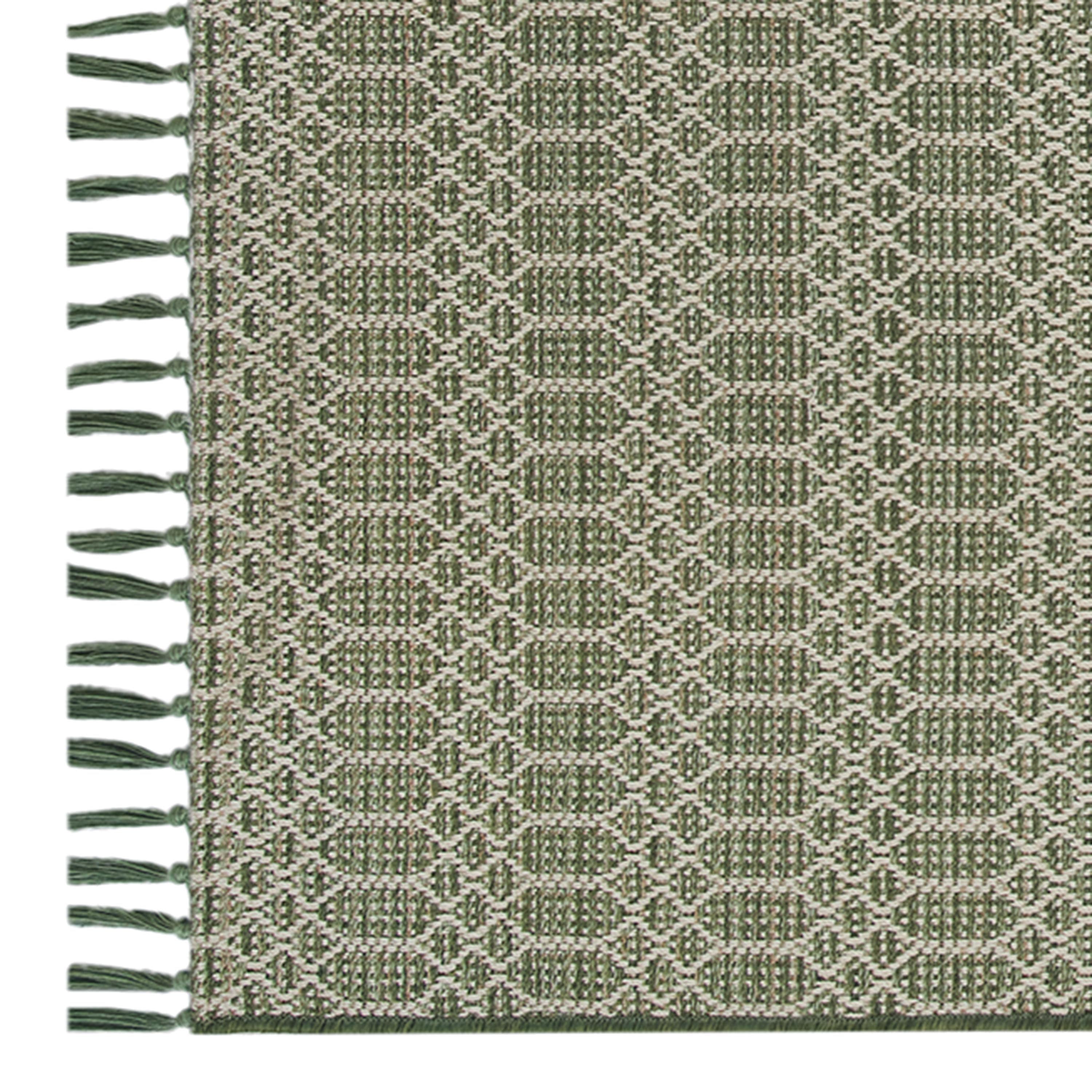 Better Homes & Gardens 7'x10' Green Tassel Outdoor Rug