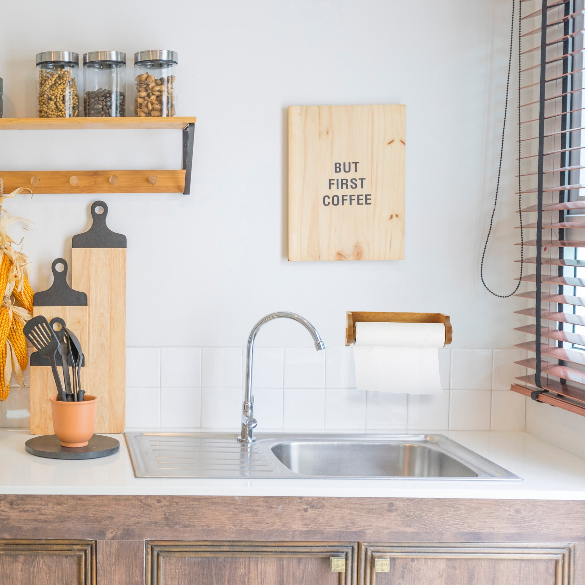 Design House Dalton Rustic Paper Towel Holder for Kitchen, Honey Oak