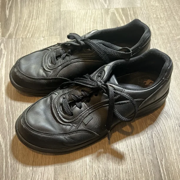 New Balance 706 V2 Postal Pure Sneakers Mens Size 8.5 D Black Leather Shoes