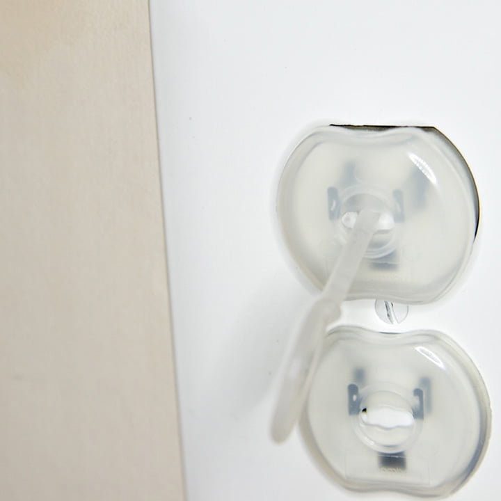 Dreambaby® Keyed Outlet Plugs, 9 Plugs & 3 Keys