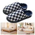 thumbnail image 3 of Pantuflas Fluffy Checke Antideslizantes Cómodas para Hombres Mujeres Rojo, 3 of 9