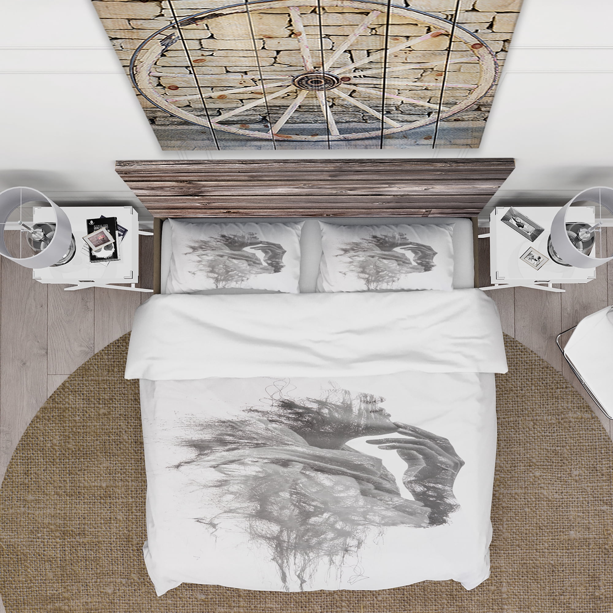 Designart 'Woman in scarf' Glamour Duvet Cover Set