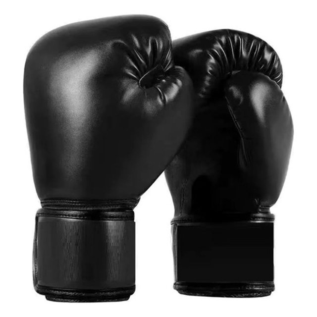 máquina de boxeo de pared roku música de karate artes marciales negro Par de guantes de boxeo negros de piel sintética (26 x 13 x 13 cm) en vista frontal, puños acolchados y cierres de velcro anchos; incluido con la máquina montable en pared que ofrece función musical y conexión inteligente, diseñado para práctica de boxeo y mejorar la reacción; también suele usarse para entrenamientos de golpeo en espacios pequeños.
