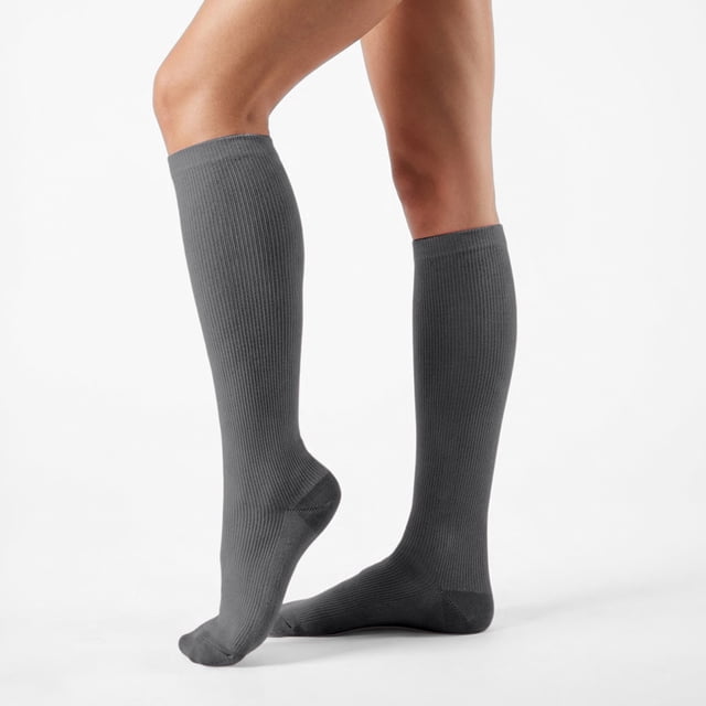 Performance Running Recovery Calf Sleeves for Outdoor Fitness and Sports Support – High-Performance Compression Stockings for Endurance Training and Everyday Wellness