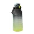 thumbnail image 1 of Botella de bebida deportiva gratuita con marca de tiempo y cubierta de bloqueo, botella de agua de plástico a prueba de fugas para camping gimnasio (amarillo negro, 1,5 L), 1 of 5