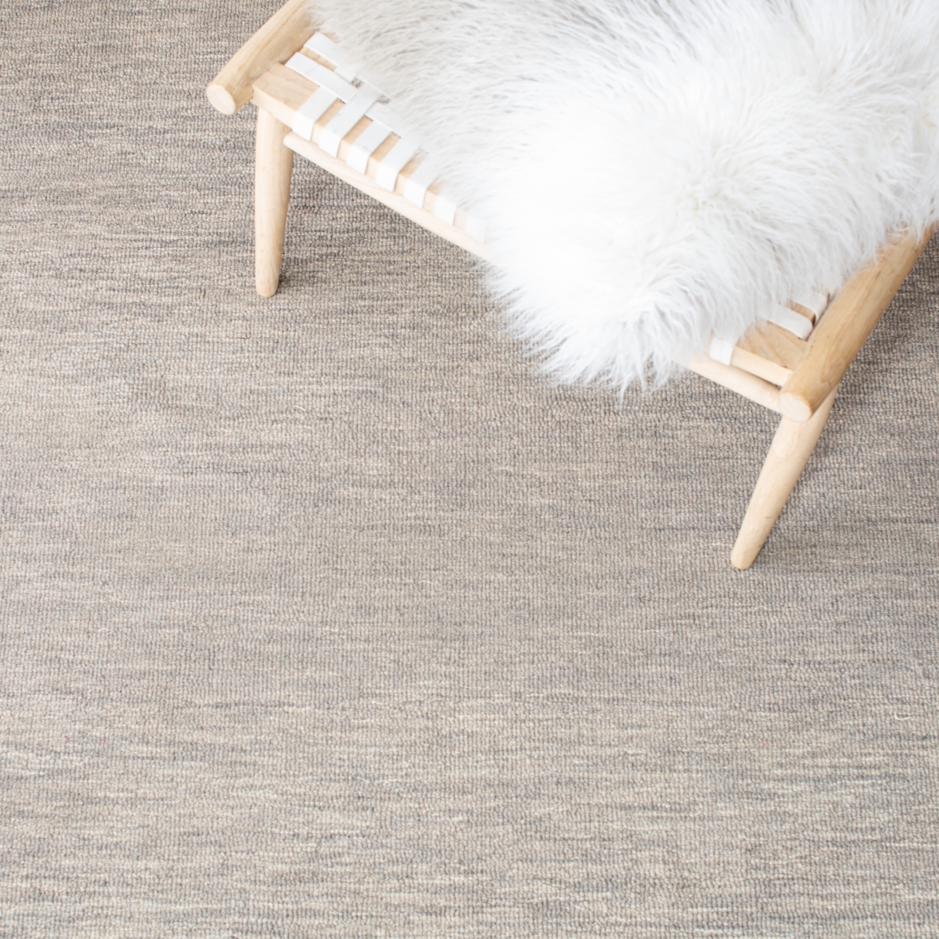 SAFAVIEH Metro Gale Striped Area Rug, Charcoal/Ivory, 6' x 9'