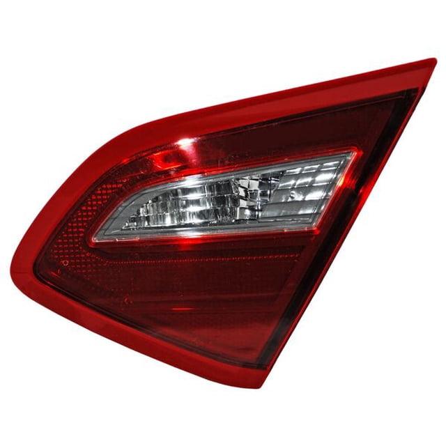 Calavera Altima 2018 TYC Nissan Der Int Obscura