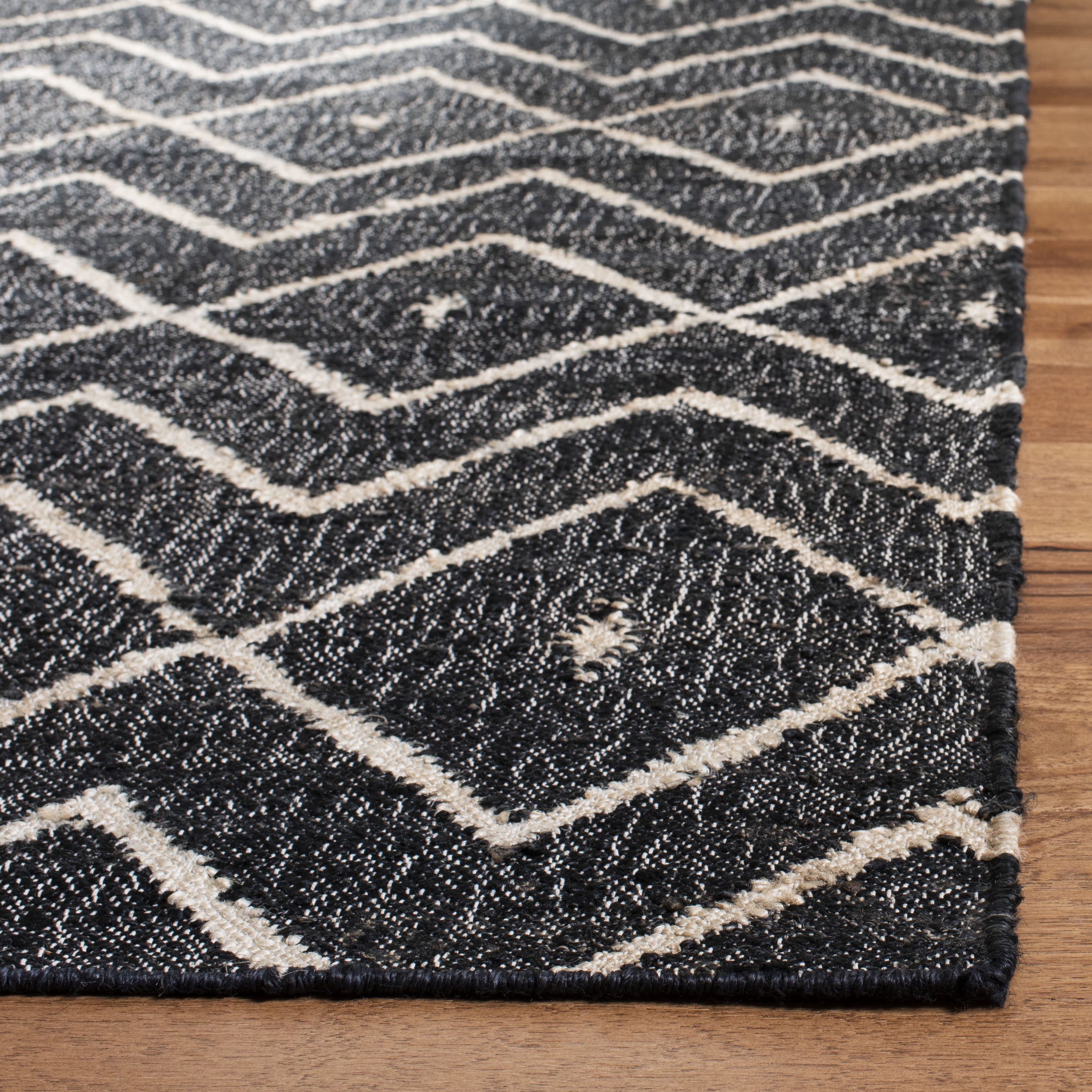 SAFAVIEH Kilim Wesley Geometric Area Rug, Charcoal/Natural, 6' x 9'