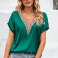 thumbnail image 2 of Top de manga de murciélago corta con cuello en V, ribete de encaje satinado, elegante, transpirable, suelto, Top de verano para mujer para el trabajo, verde, XL, 2 of 6