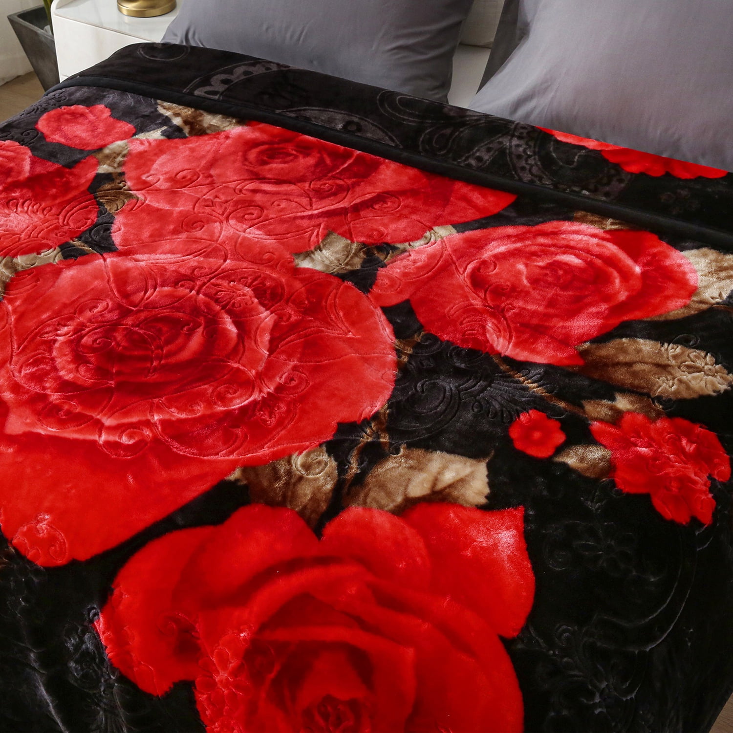 MERRY HOME King Size Fleece Blanket For Bed, A & B Patterns Soft Warm Floral Blanket, Microfiber Plush Middle Weight Bed Blanket For All Season, Black Background Red Rose/ Peony, 5.7LB, 83"x91"