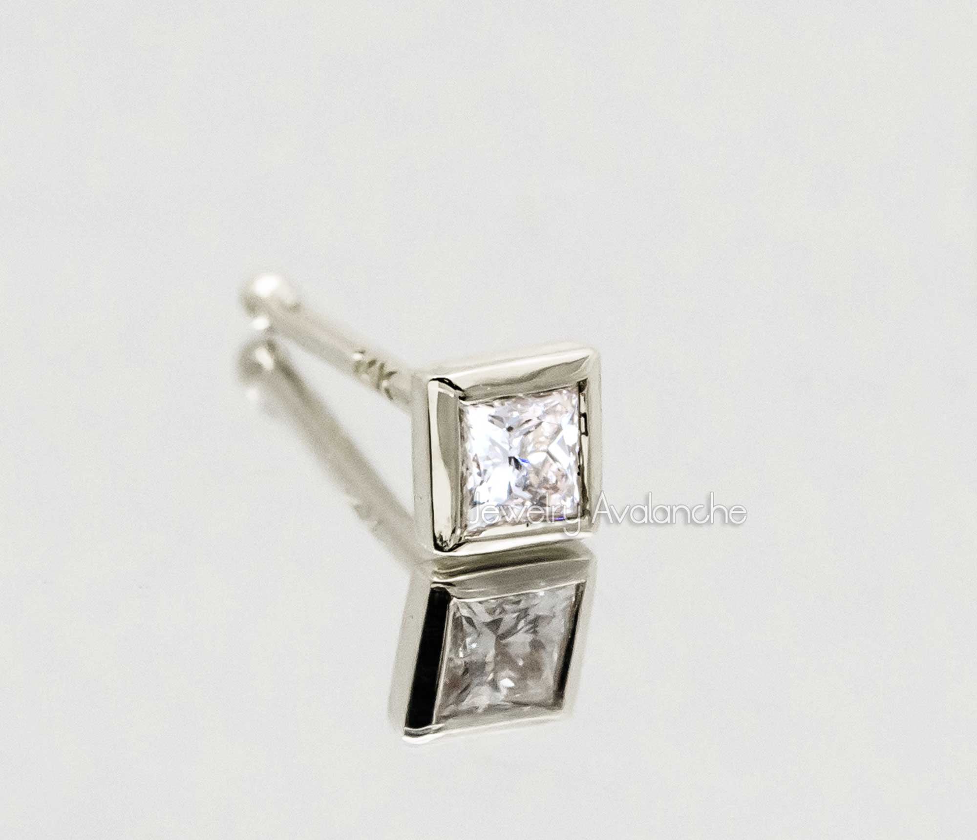 22G 14K White Gold Bone-end Nose Stud Bezel Set 0.05ct Princess Cut Diamond - April Birthstone Nose Ring - NSBNWG_PWD2