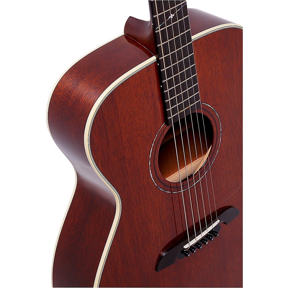 Alvarez Yairi FYM66HD Masterworks OM Honduran Mahogany Natural
