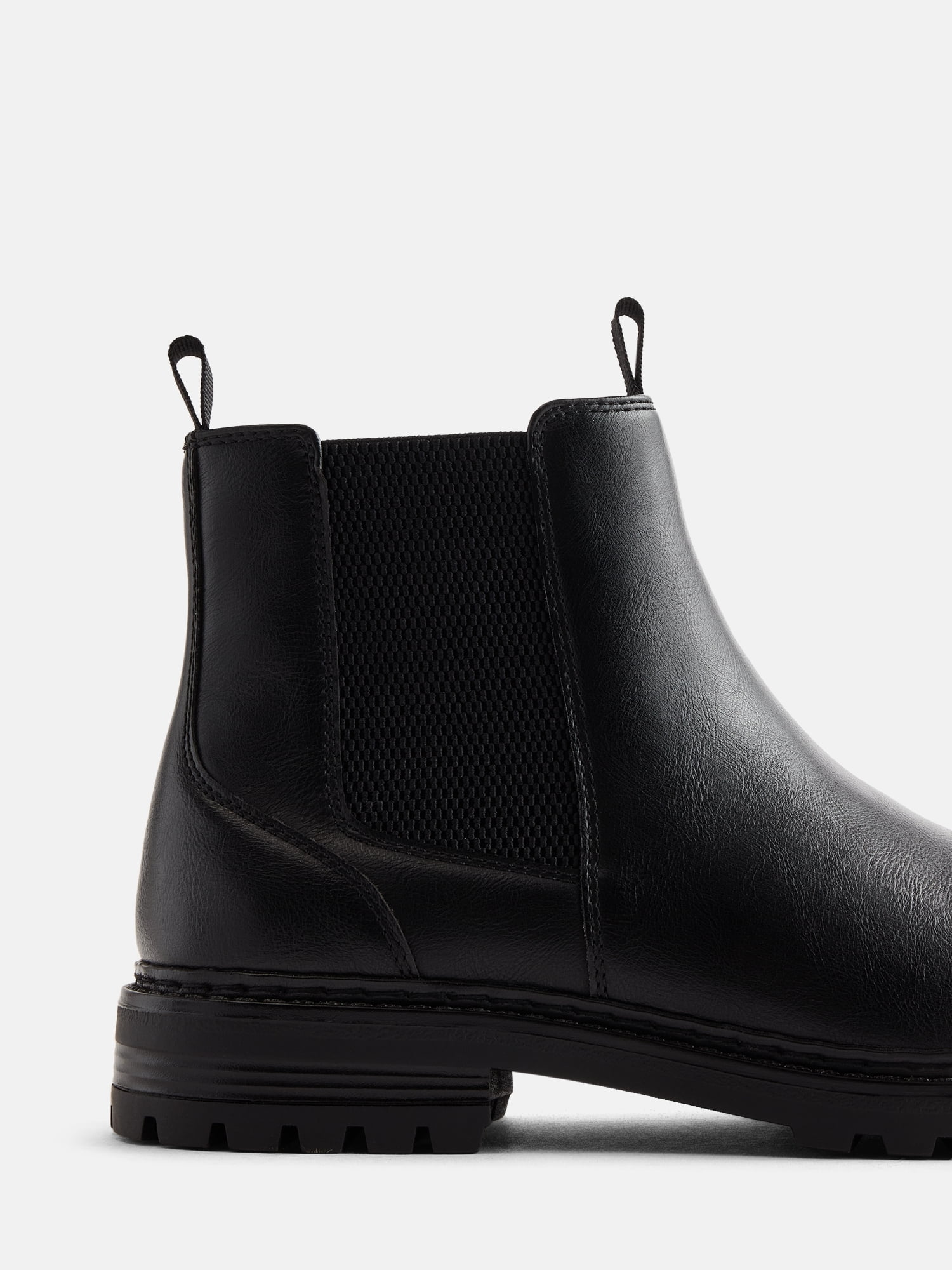 Madden NYC Men's Noryx Chelsea Boots