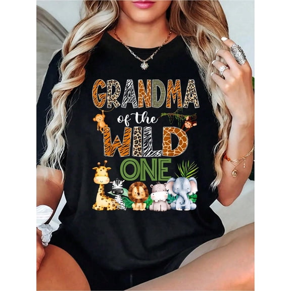 Grandma Of The Wild One 1St Birthday Zoo Jungle T-ShirtWomen's Casual Short Sleeve Crew Neck T-Shirt For Spring & Summer