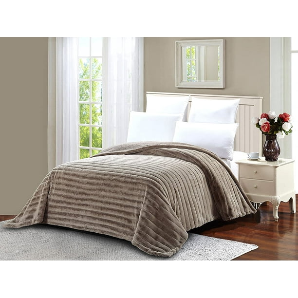Home Soft Things Super Soft Decorative Throw Blanket Bed Cover
