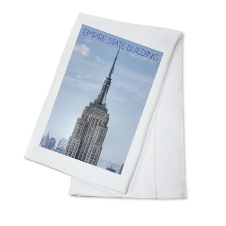 New York City, New York - Empire State Building Close Up - Photography (100% Cotton Kitchen
