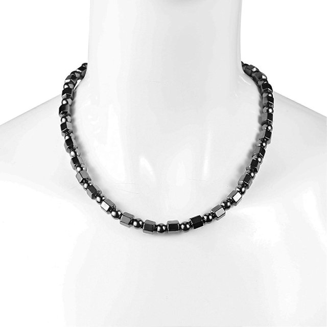 Handcrafted Black Gallstone Magnetic Energy Necklace Jewelry Handcrafted Magnetic Therapy Accessory for Party Evening Outings