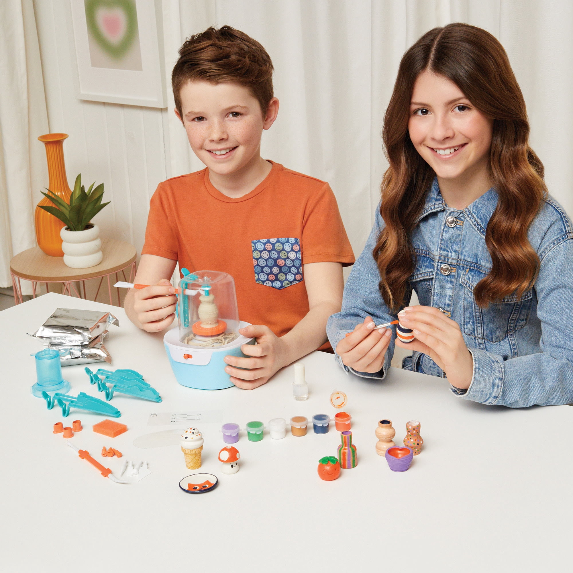 Make It Real Mini Pottery DIY Studio Deluxe Set, Age 8+