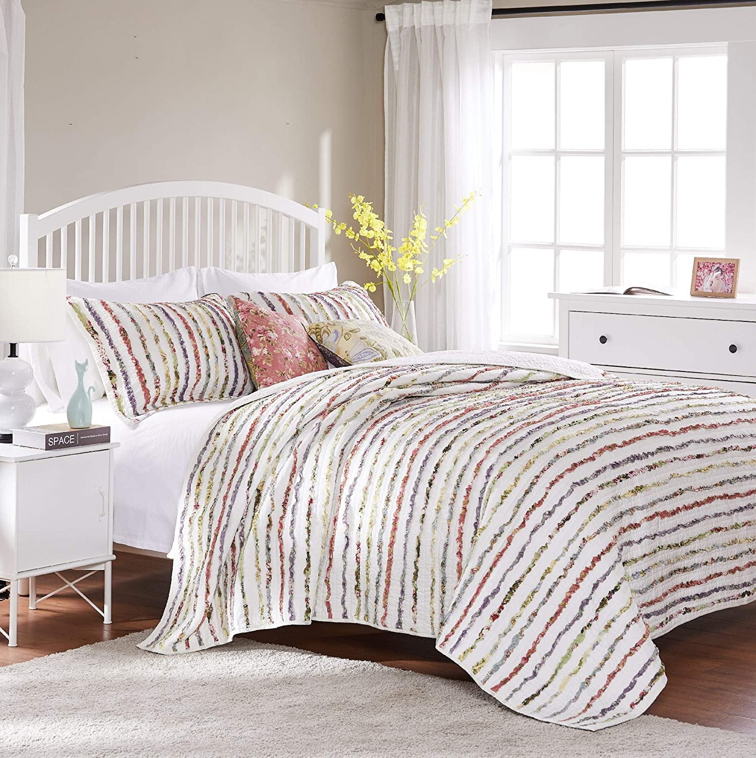 Greenland Home Fashions Bella Ruffle 100% Cotton Quilt and Decorative Pillow Set, 3 Piece Full/Queen