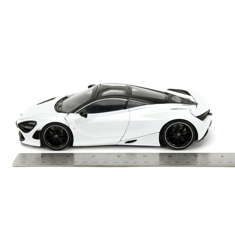 Pink Slips 1:24 W6 McLaren 720S Die-Cast Car w/Base, Toys