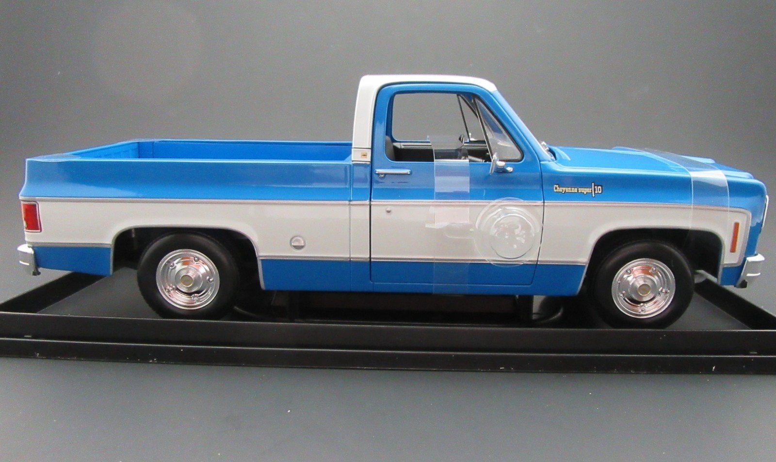 1974 Chevrolet C10 Cheyenne Super Pickup Truck Blue and White