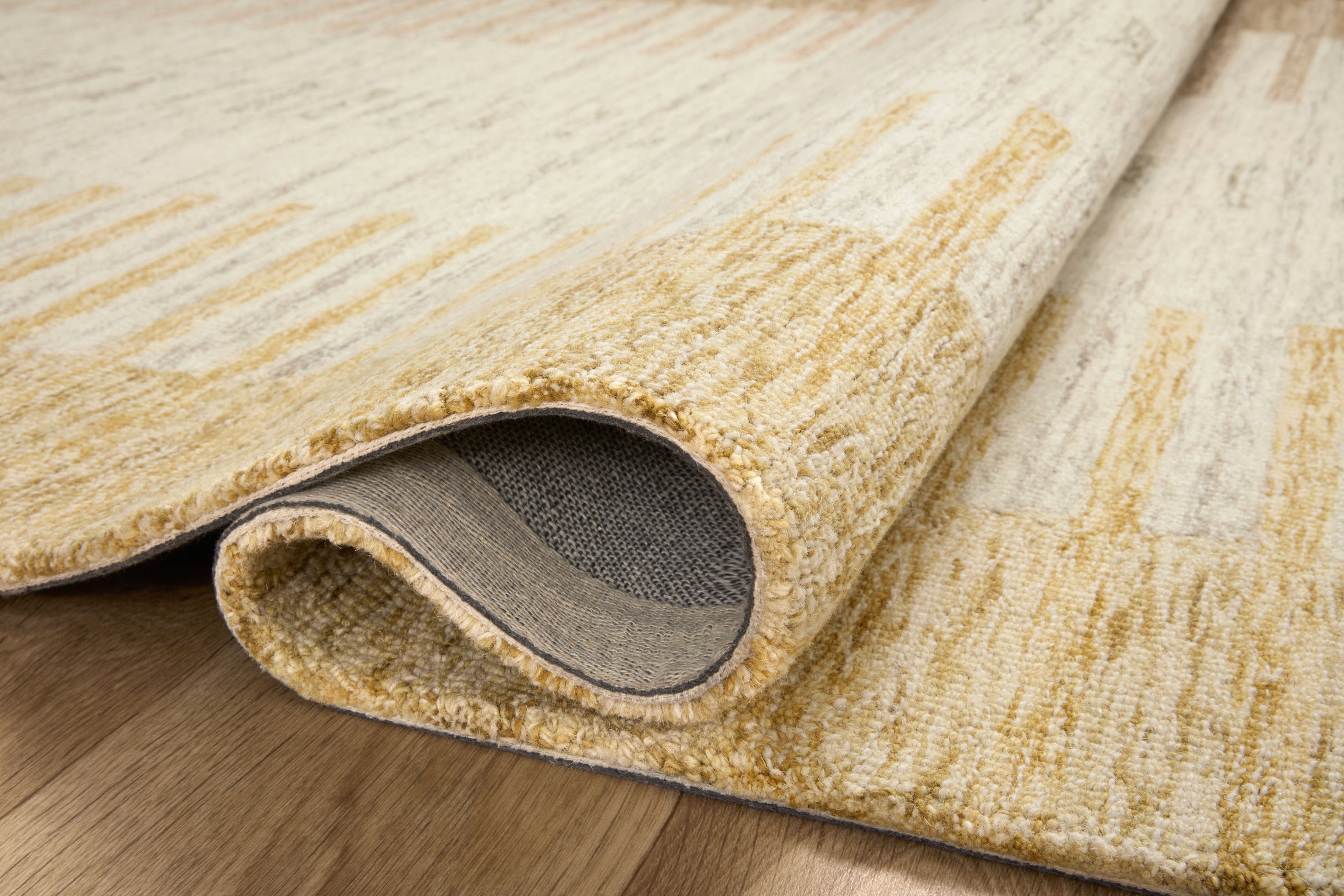 Chris Loves Julia x LoloiChris Dove / Santa Fe 2'-3" x 3'-9" Accent Rug