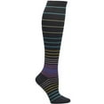 thumbnail image 2 of Nurse Mates Compresión Socks Becerro Regular hasta 17 Color: Rosa/gris, Tamaño: OS, 2 of 5