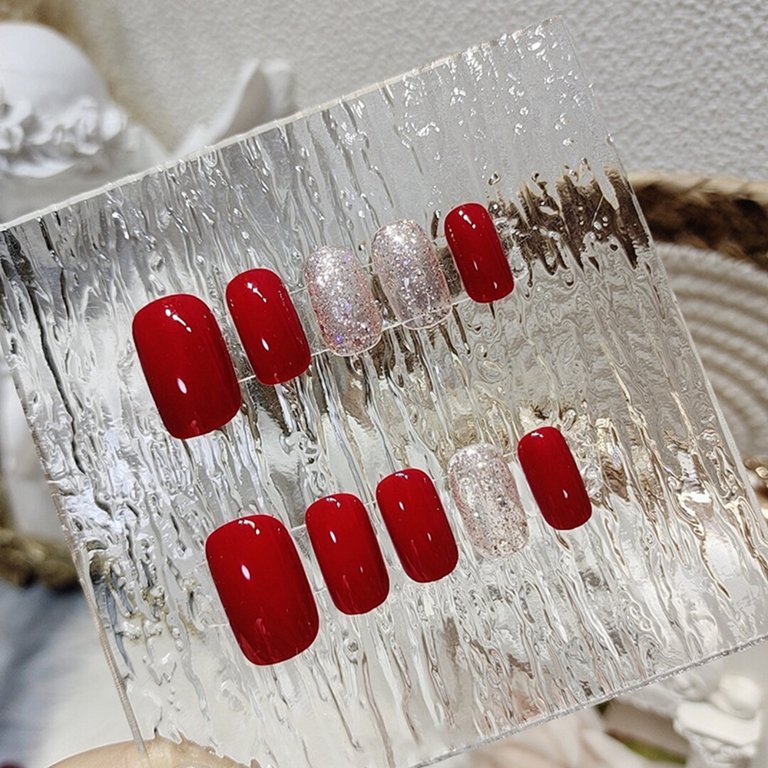 False Nail Salon Set Medium Length Wine Red Nail with Glitter for