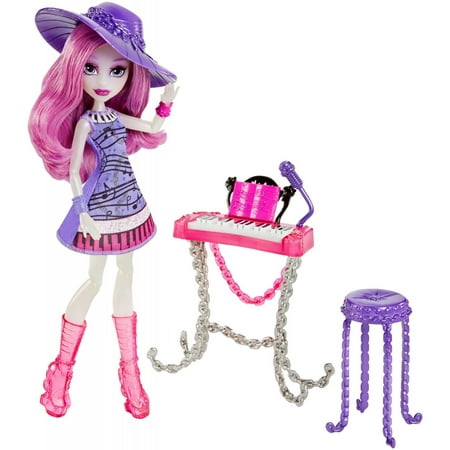 Monster High Ari Hauntington Doll & Accessory