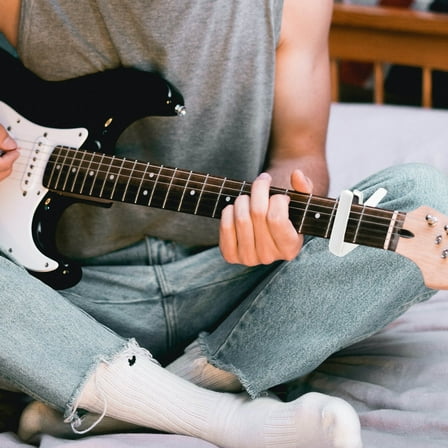 MLINS White Guitar Capo Made of Plastic Steel for Universal Use Portable and Multifunctional 5.5 Inches