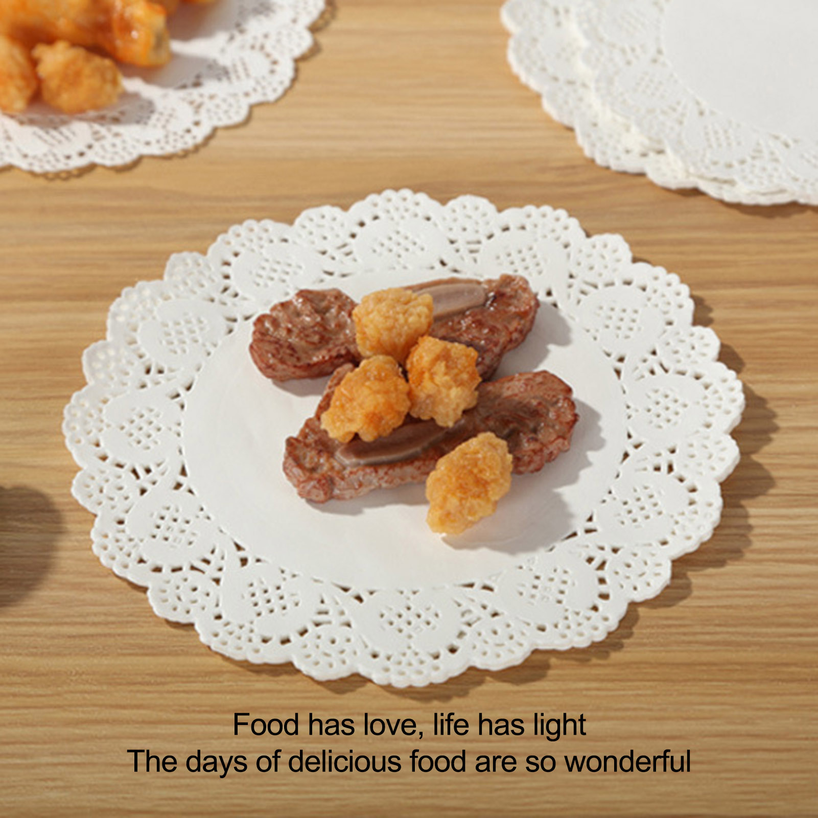 HomeLife 100Pcs Baking Paper Elegant Lace Design Baking Oil Absorbing Paper Disposable Baking Liners for Home Kitchen