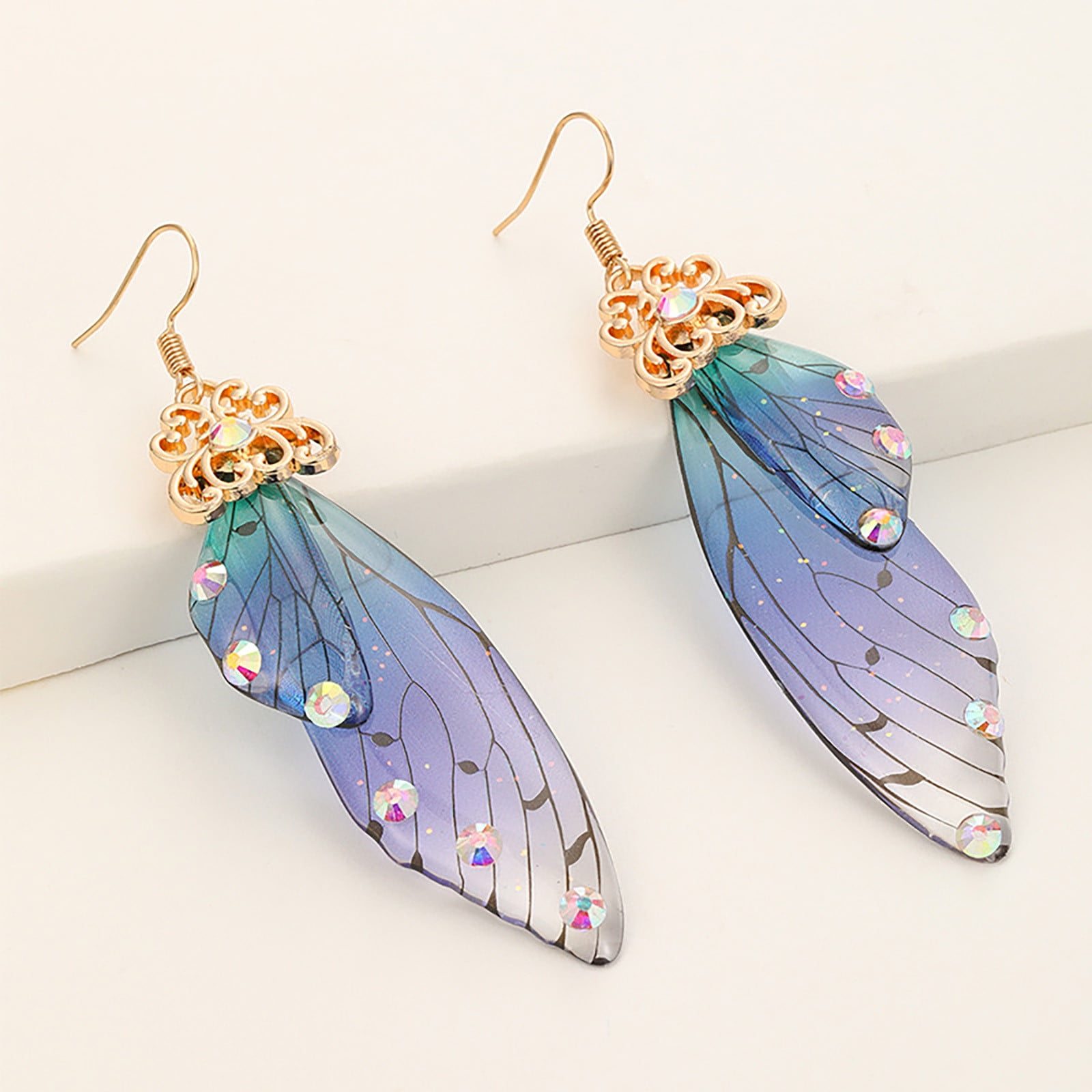 How To Step Up Your DIY Butterfly Earrings - Resin Obsession