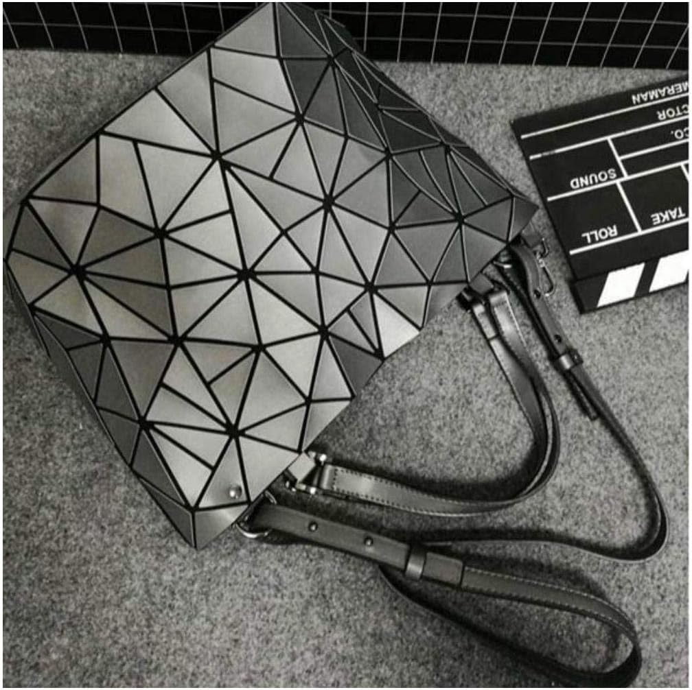 Kwuty Geometric Luminous Purses and Handbags Shard Lattice Eco-Friendly Artificial Leather Rainbow Holographic Purse (Blue)