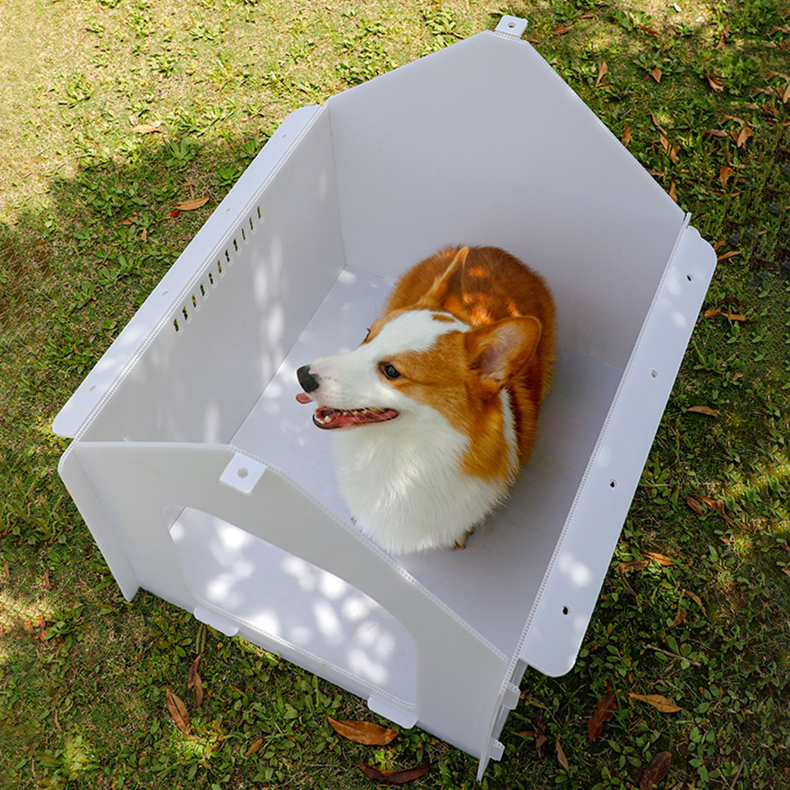 Waterproof Plastic Pet Dog House, Cat House with Elevated Base, Doghouse Puppy Shelter Kennel Indoor Outdoor Ventilate, Easy Clean  Cat Shelter Pet House, Plastic Cat House for Small Cats Dogs