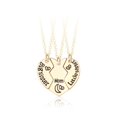 thumbnail image 1 of Pendentif Circulaire patchwork à triple Chaîne Étoile Lune, 1 of 4