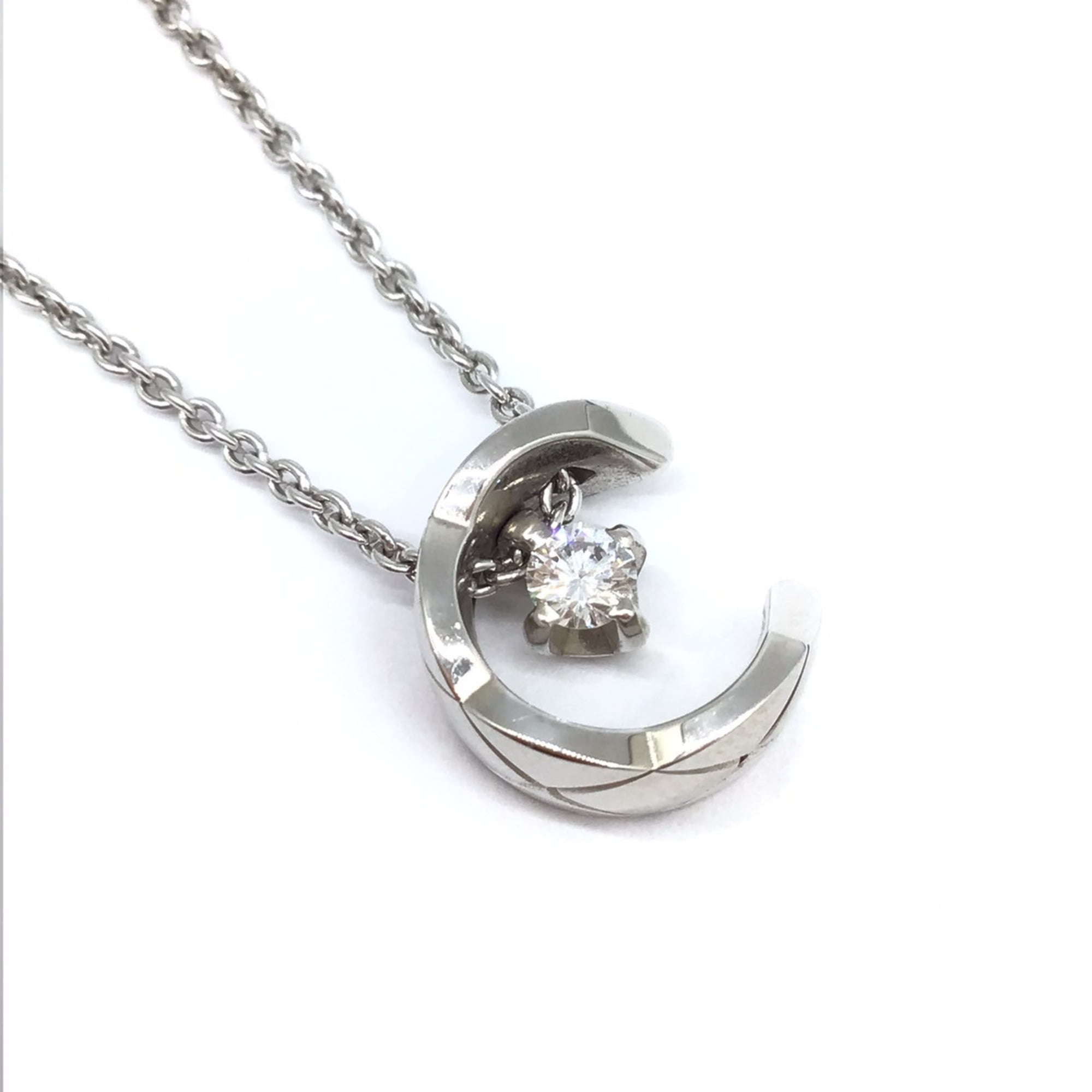 CHANEL Camellia Diamond 18k White Gold Pendant NecklaceMTSJ
