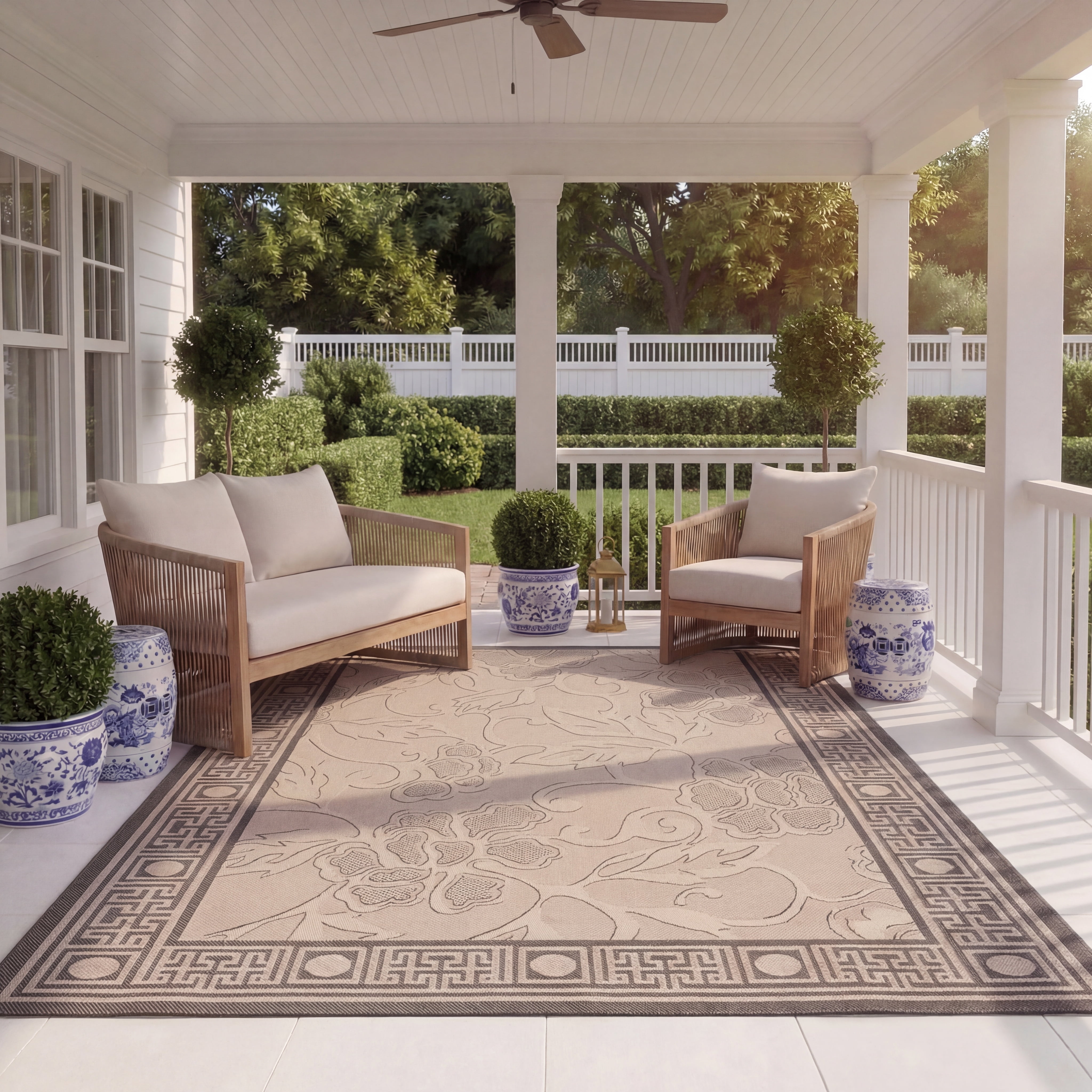 Safavieh Courtyard Helen Floral Indoor/Outdoor Area Rug, Sand/Black, 7'10" x 7'10" Square