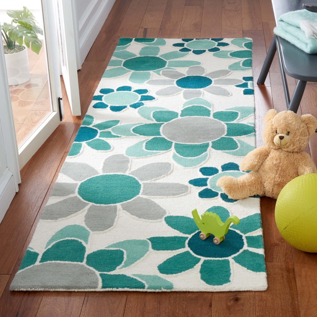 SAFAVIEH Kids Floral Flower Bursts Area Rug, Ivory/Green, 8' x 10'