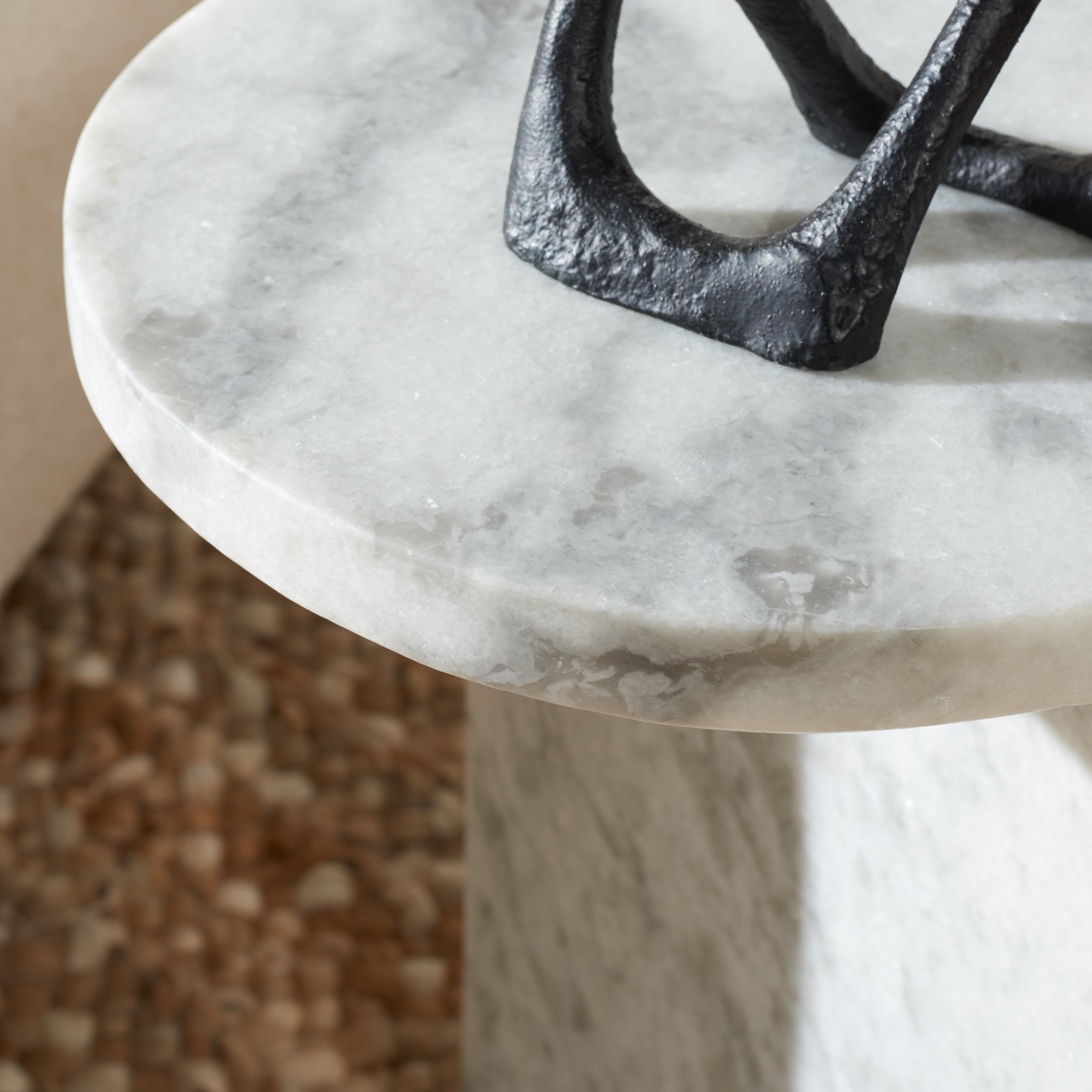 Safavieh Couture Melinda Marble Round C End Table, White