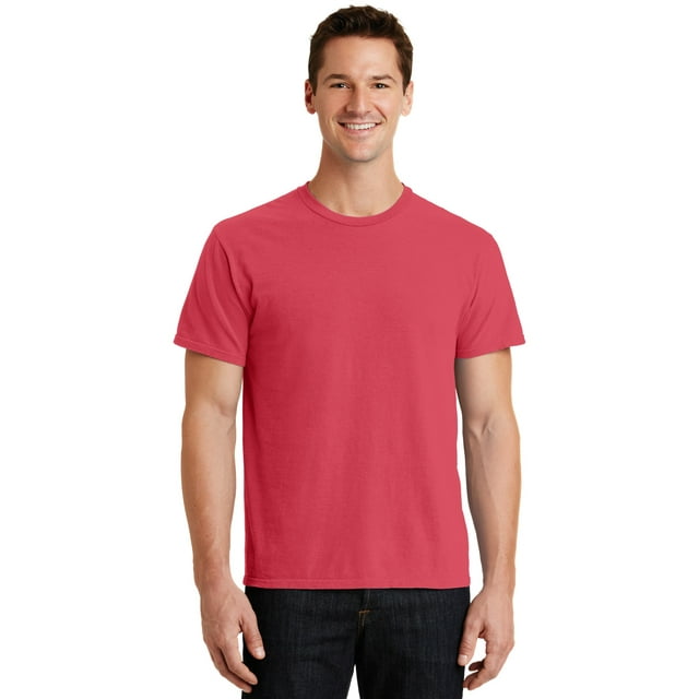 Camiseta te?ida en prenda Beach Wash? de Port & Company?. PC099 Puerto & Compa??a PC099