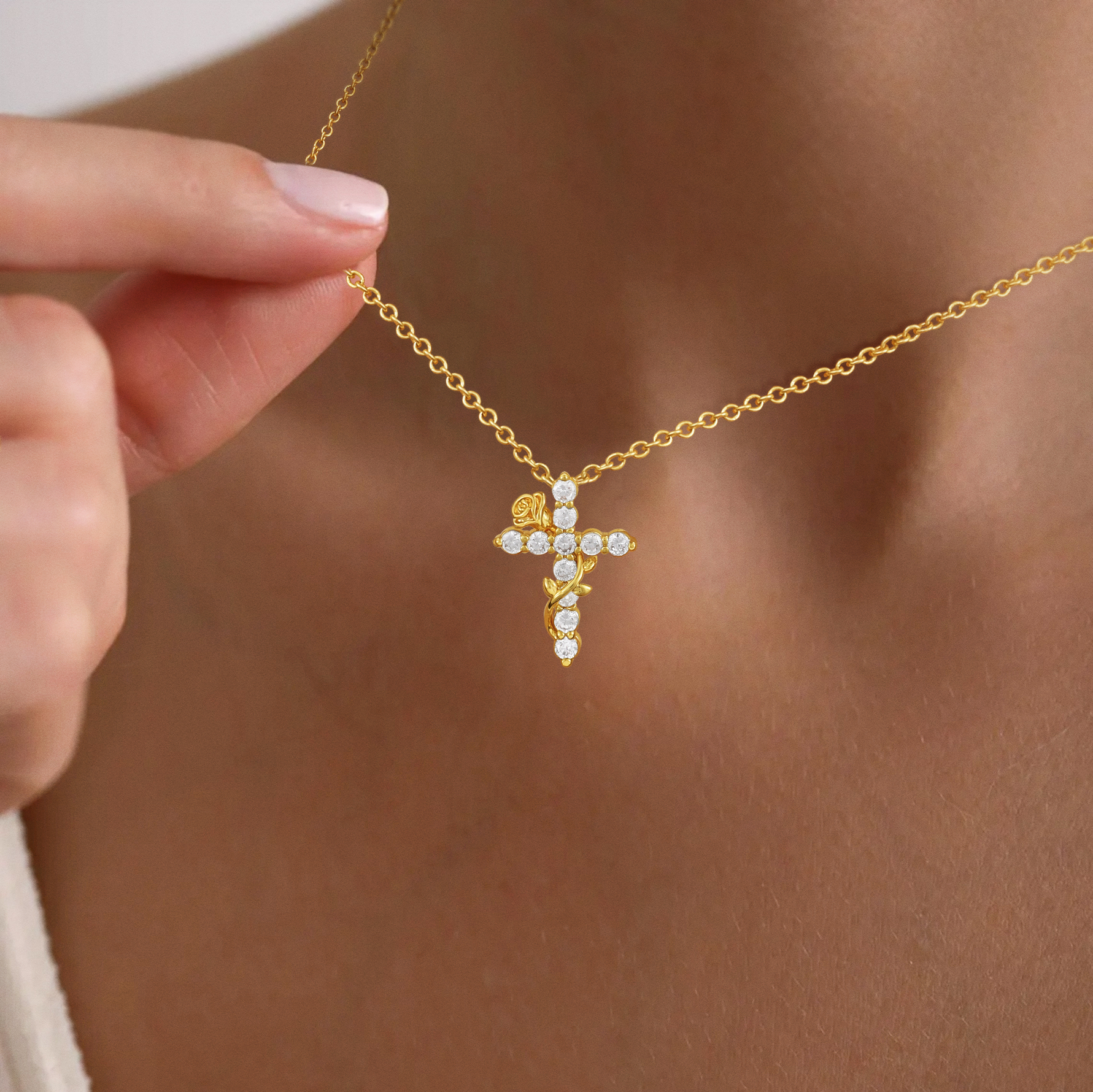 GOSFRY 14K Gold Plated Cross Pendant Necklace photo 2