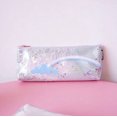 thumbnail image 1 of Estuche para lápices con forma de corazón y alas de unicornio para niña, bonito y moderno bolso de cuero para papelería, bolso de almacenamiento fresco para mujer y estudiante, 1 of 6