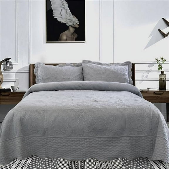 LCM Home Fashions White Embroidered Oversized Scalloped Edge Quilt Set