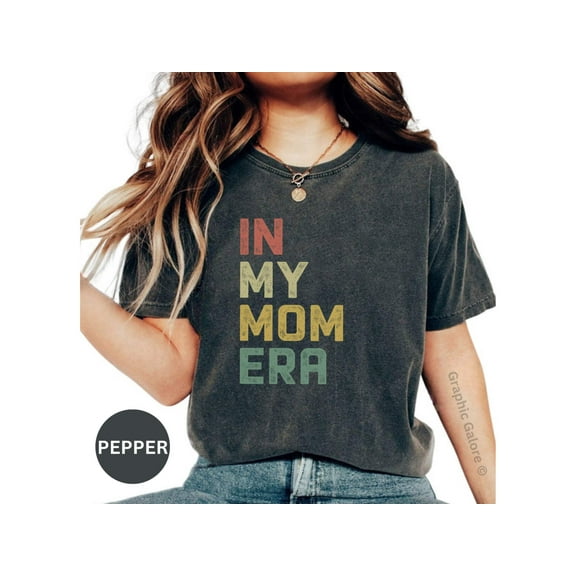 Vintage Inspired 'In My Mom Era' T-Shirt - Retro Casual Tee for Stylish Moms